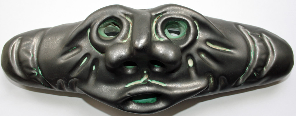 Maschera (Mask), 2005 ceramica artistica (ceramic art), Pio Mastrogiacomo, Acerno (SA).